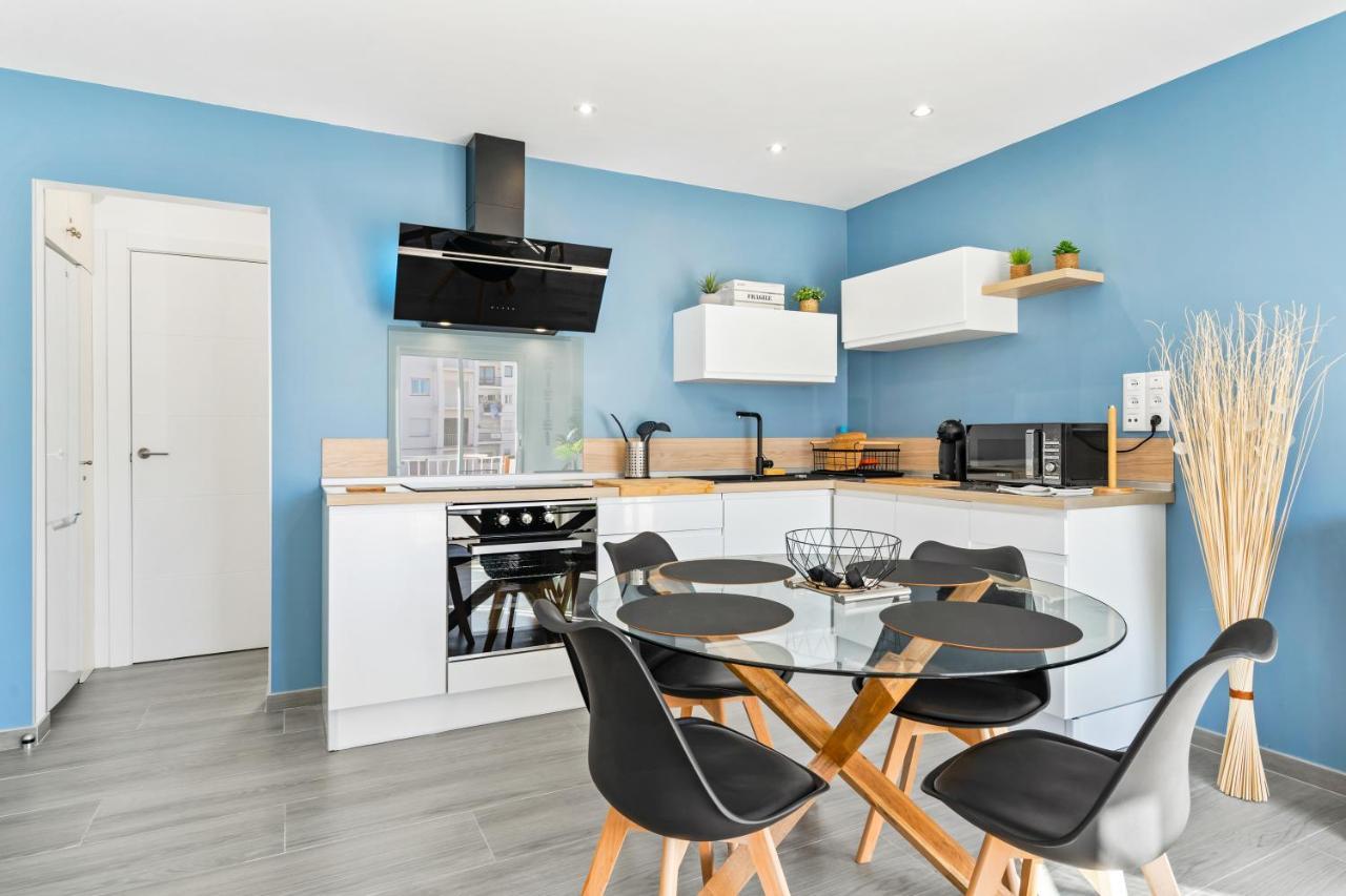 Apartamento Welcs -013- Con Terraza Y Piscina Lägenhet Empuriabrava Exteriör bild