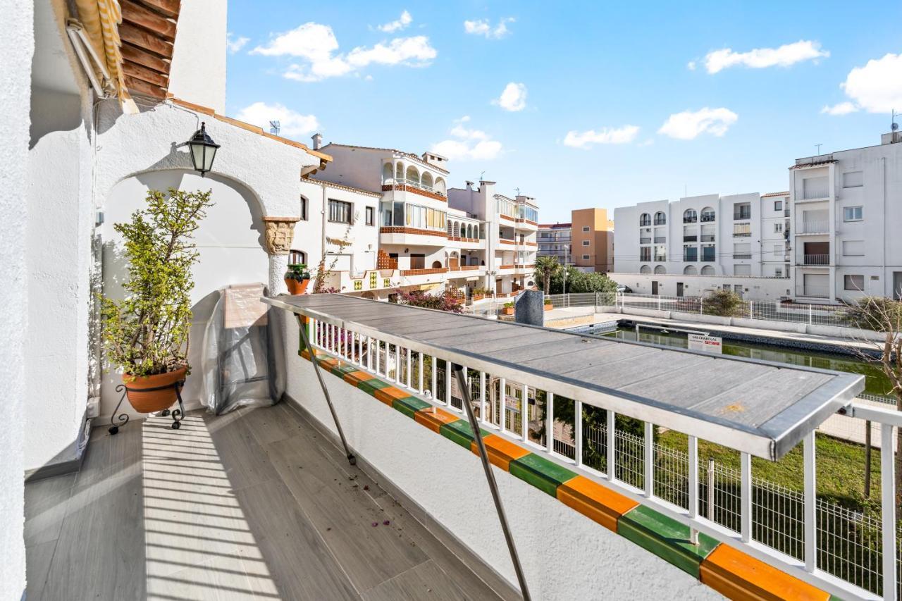 Apartamento Welcs -013- Con Terraza Y Piscina Lägenhet Empuriabrava Exteriör bild